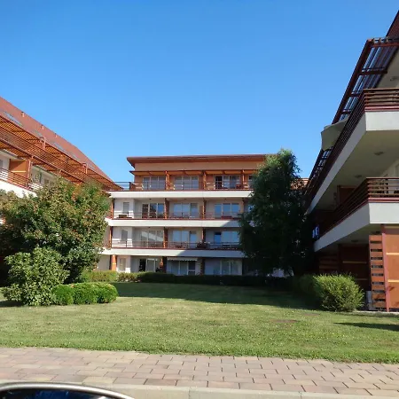Apartament Maja *